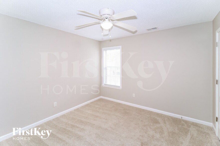 Building Photo - 5155 ZACHARY RUN Cove