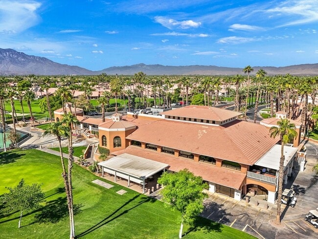 Building Photo - 42654 Sand Dune Dr