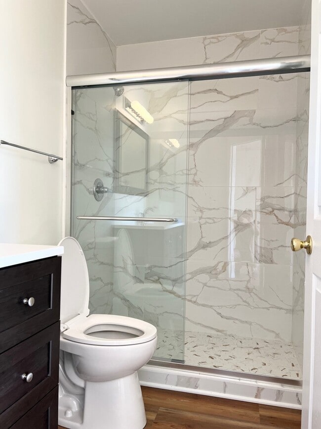 Building Photo - 601 Blackstone Ct