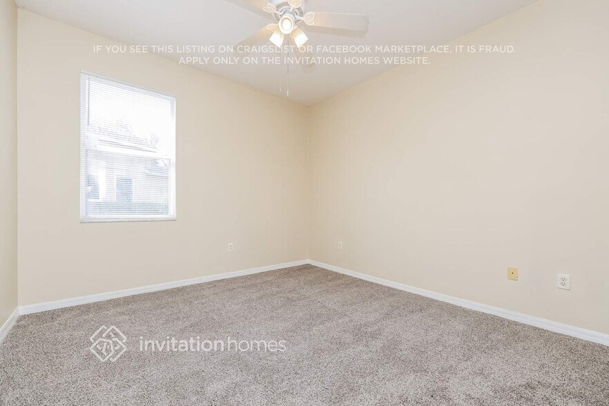 Building Photo - 3231 70th Ct E