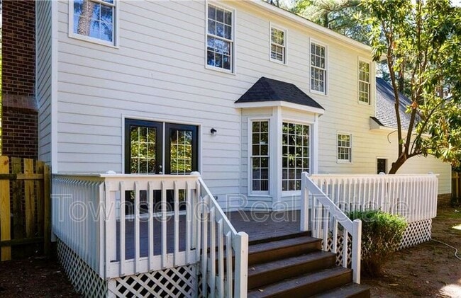 Building Photo - 1950 Merrimac Dr