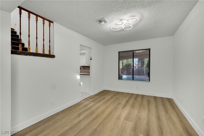 Building Photo - 2812 Waterview Dr