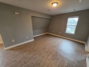 Building Photo - Condo in Spokane