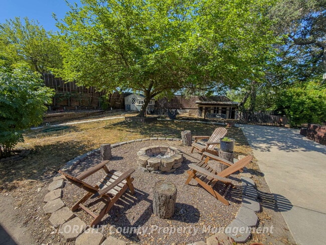 Building Photo - AVAILABLE MAY - Atascadero Home with Backyard Oasis + Bonus Office