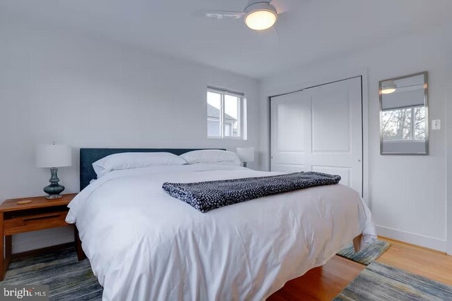 Building Photo - 4118 18th Rd N