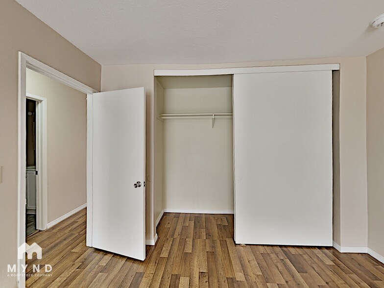 Building Photo - 9550 Carroll Canyon Rd