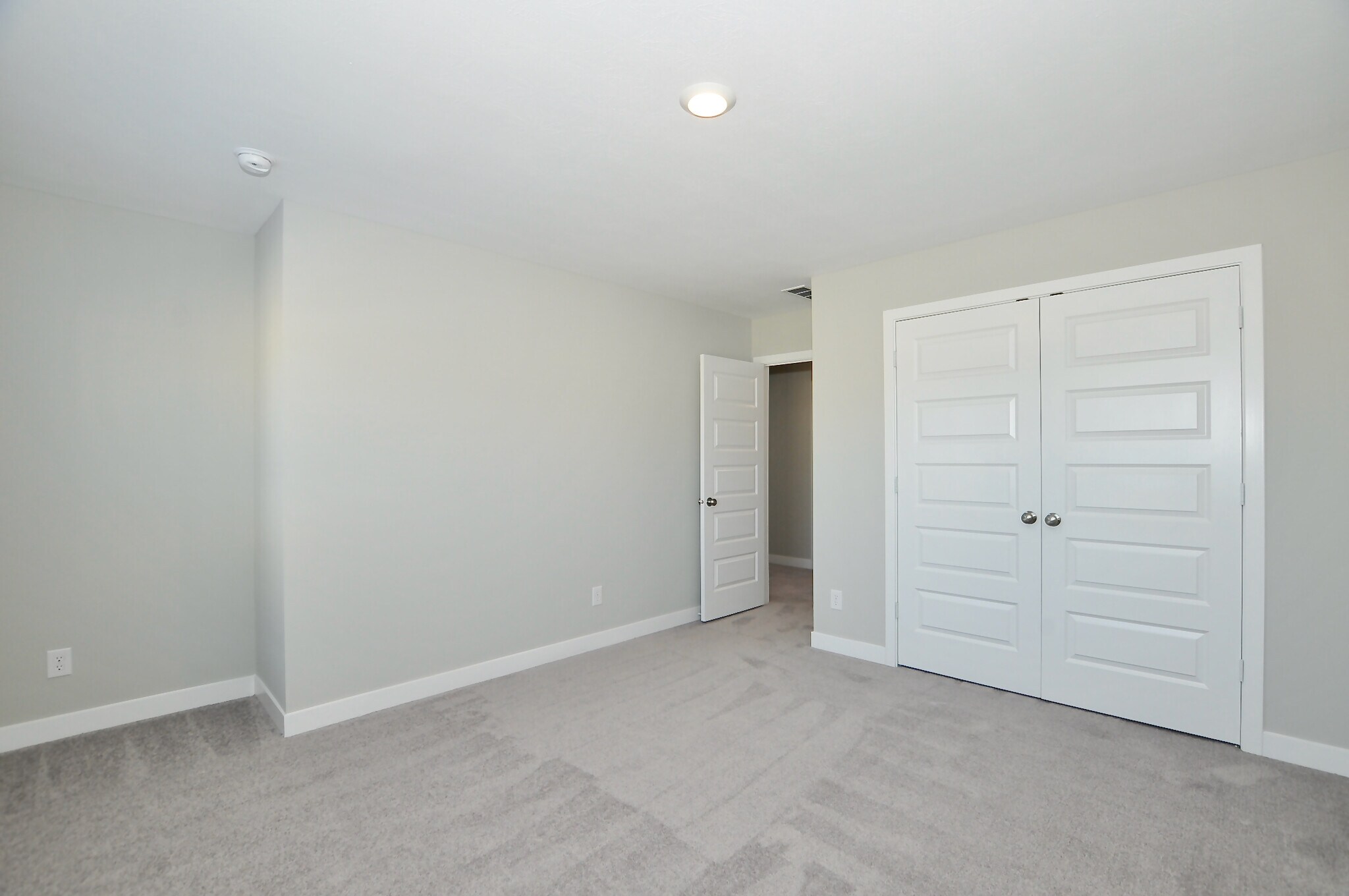 Building Photo - 927 Yorkshire Ln