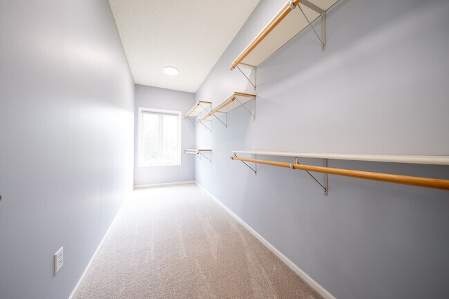 Building Photo - 16920 81st Pl N
