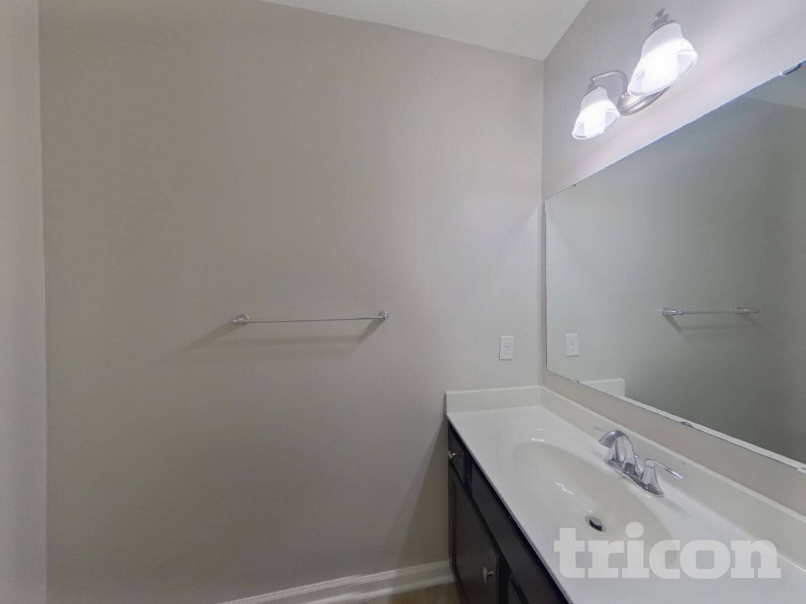 Building Photo - 15015 Ockeechobee Ct