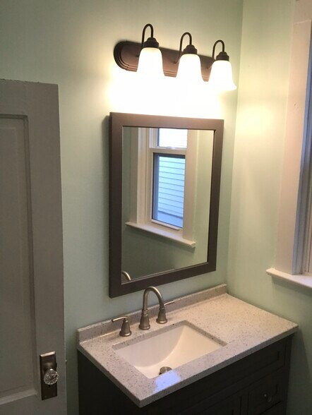 Building Photo - 1413 N Broad St