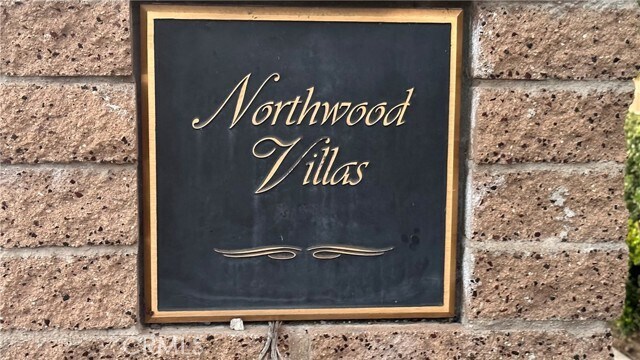 Building Photo - 449 Ridgeway