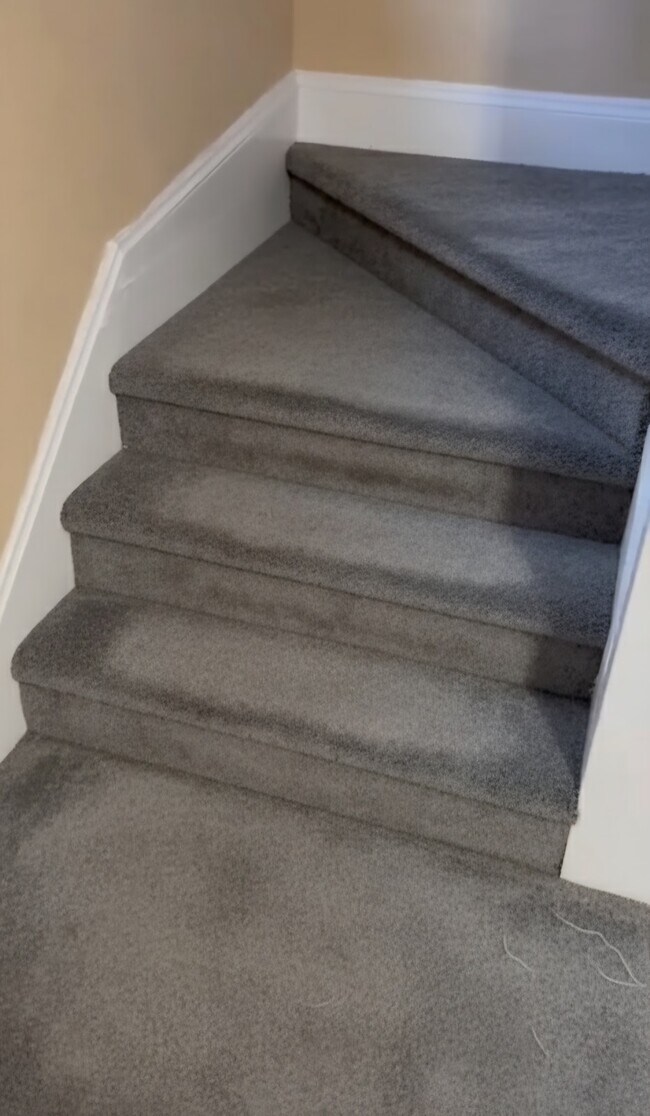 Building Photo - 7007 Fullerton Ave