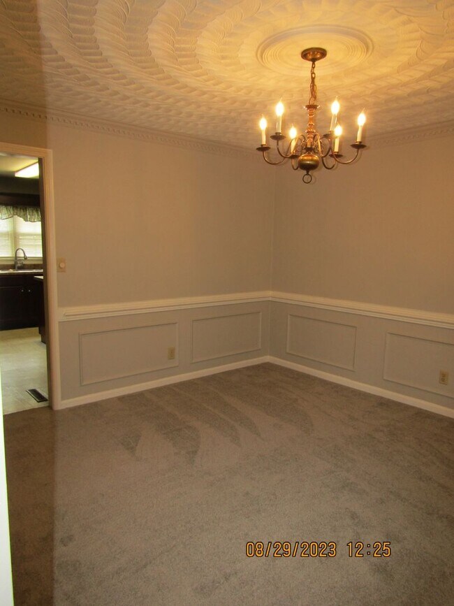 Building Photo - Bellamy Estates