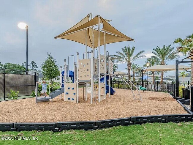 Building Photo - 816 Cordova Palms Pkwy