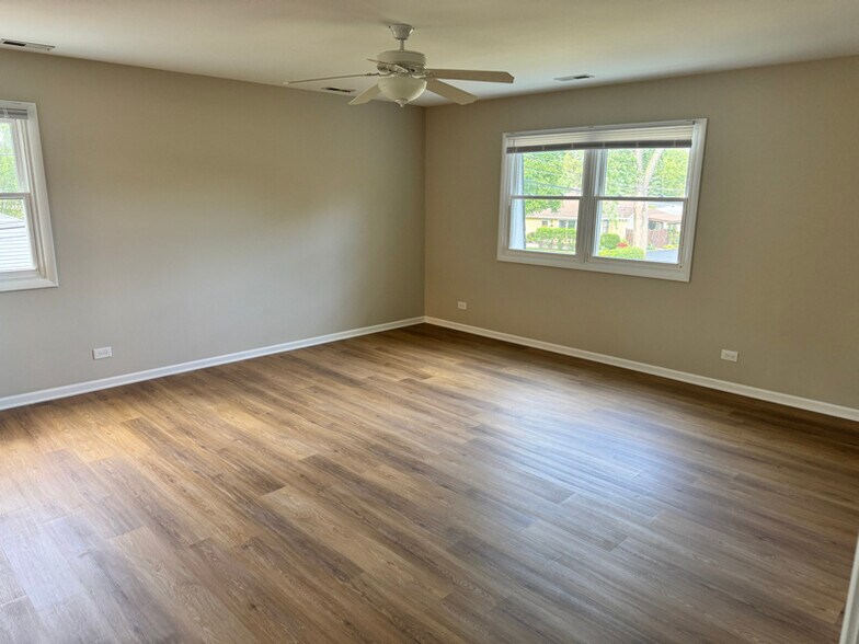 Building Photo - 2605 Oriole Ln