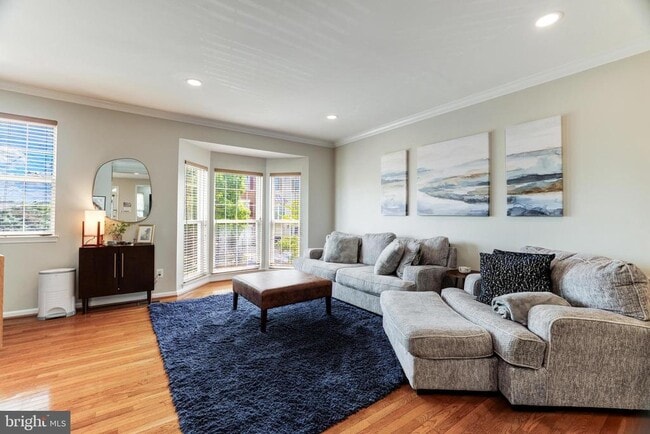 Building Photo - 2520 Banshire Dr