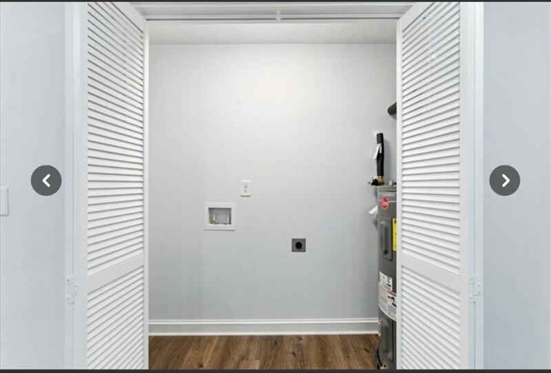 Building Photo - 4274 Pineview Dr