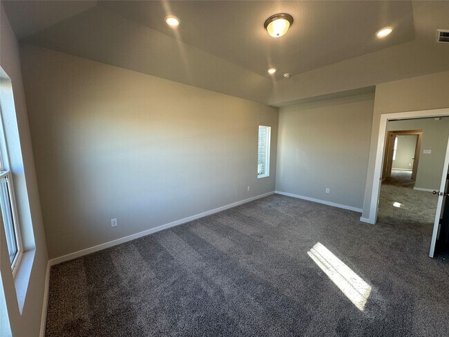 Building Photo - 3113 Moontide Ln