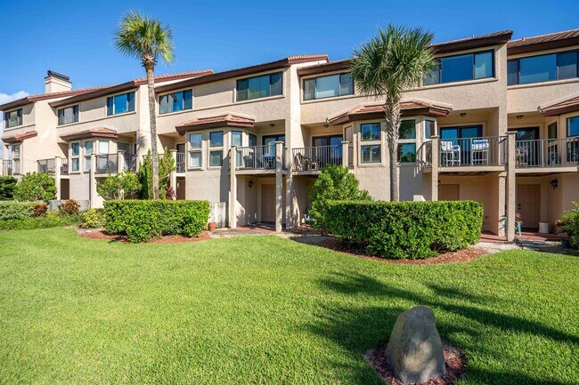 Building Photo - 8200 Jimmy Buffett Mem Hwy