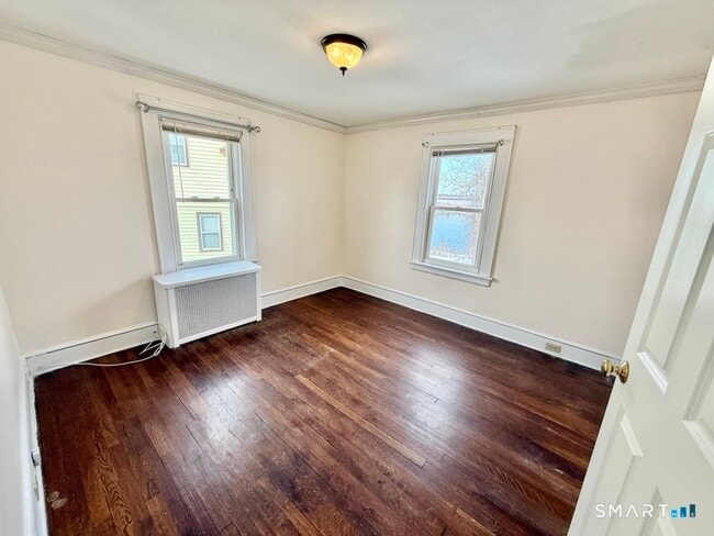 Building Photo - 26 Bridgeport Ave