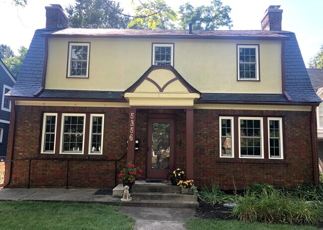 Primary Photo - 5356 N Capitol Ave