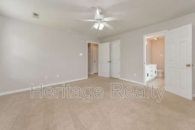 Building Photo - 5425 Crooked Pine Ln