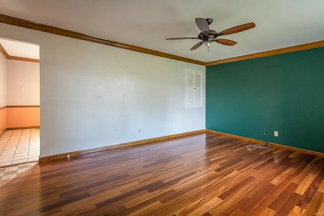 Building Photo - 1740 Deborah Dr