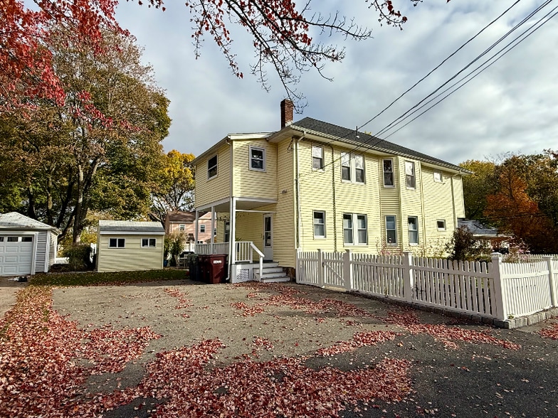 Building Photo - 35-37 Lindale Ave