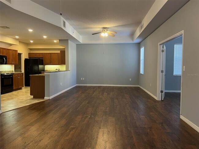 Building Photo - 642 Wells Ct