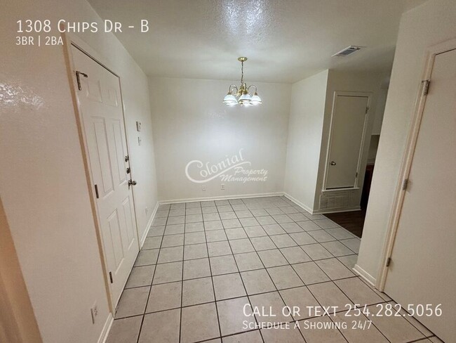 Building Photo - 1308 Chips Dr