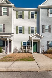 Building Photo - 303 Caldwell Loop