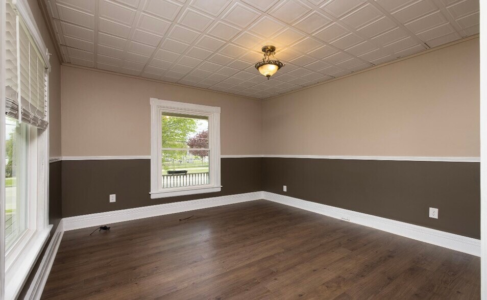 Bedroom 1 - 185 Bay St
