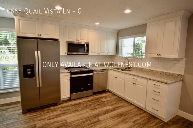 Building Photo - Remodeled 1 Bed Millcreek Condo! No Deposi...