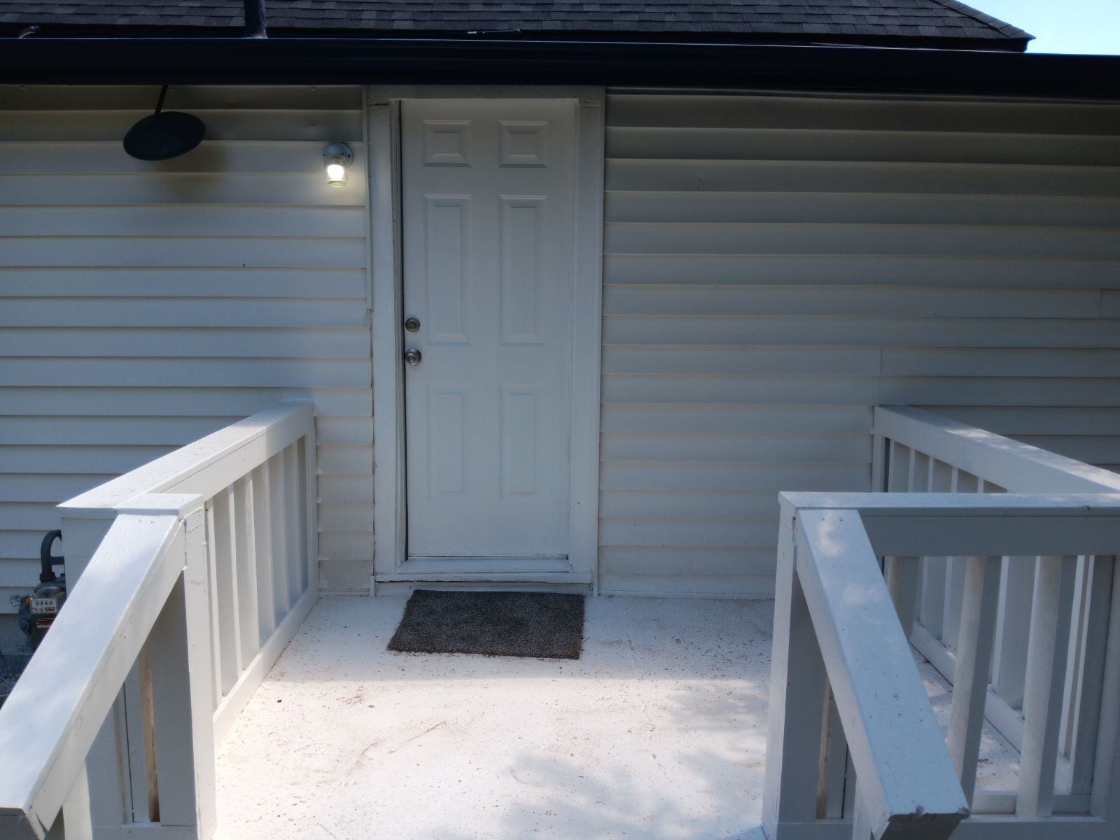 Building Photo - 608 E Perkins Ave