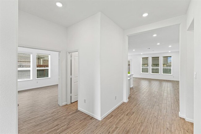 Building Photo - 11206 Alpenhorn Pl