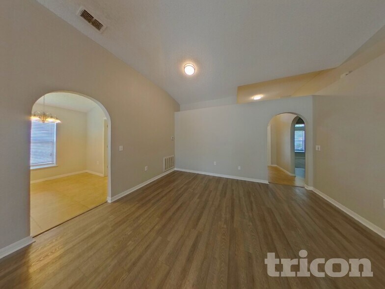 Building Photo - 12945 Bridleford Dr