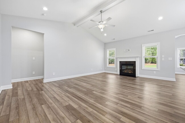 Building Photo - 511 Pondpine Ln
