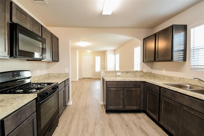 Building Photo - 4823 Giant Sequoia Way
