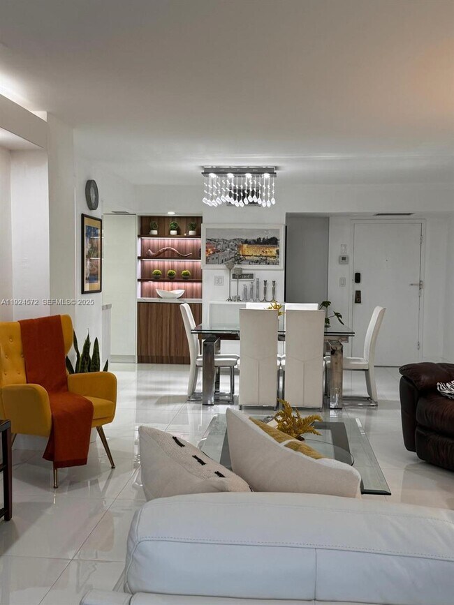 Building Photo - 3800 S Ocean Dr