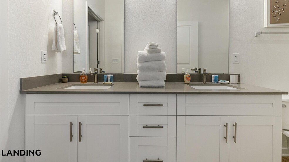 Building Photo - 515 Corso Ln