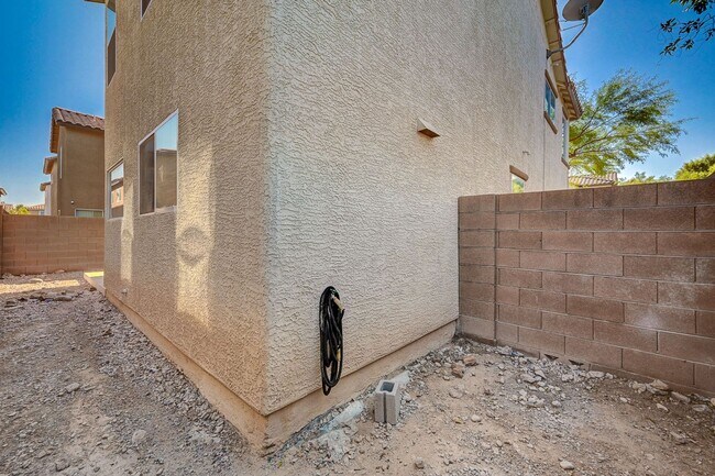 Building Photo - Coming Late November 2025 - Beautiful Hous...