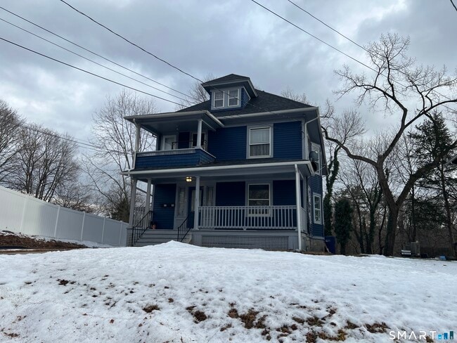 Building Photo - 40 Prospect St