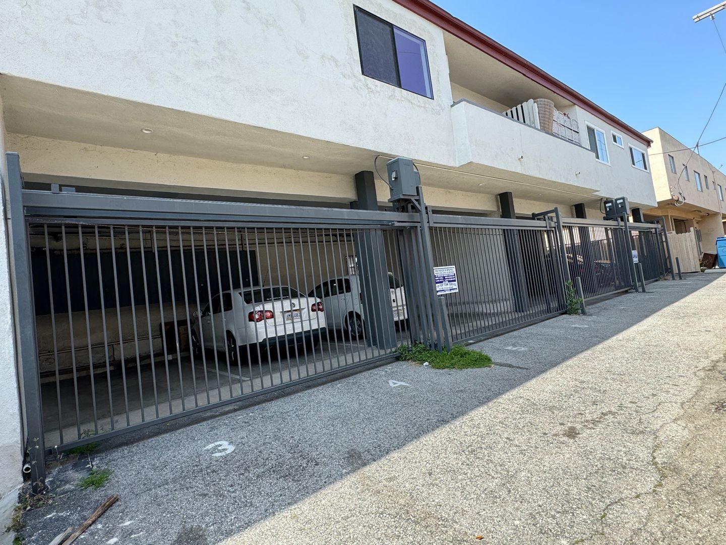 Building Photo - 3510 Clarington Ave