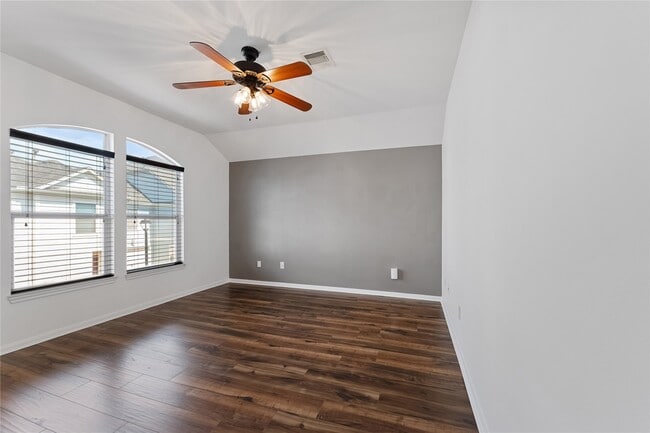 Building Photo - 2623 Woodridge Cove Dr