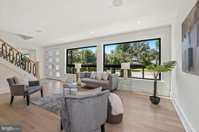 Building Photo - 5805 Massachusetts Ave