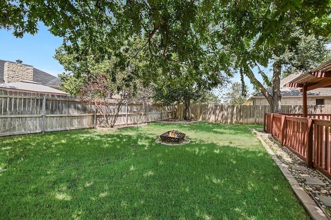 Building Photo - 2103 Kimra Ln