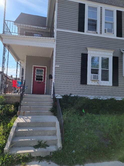 Building Photo - 1018 N 9th St