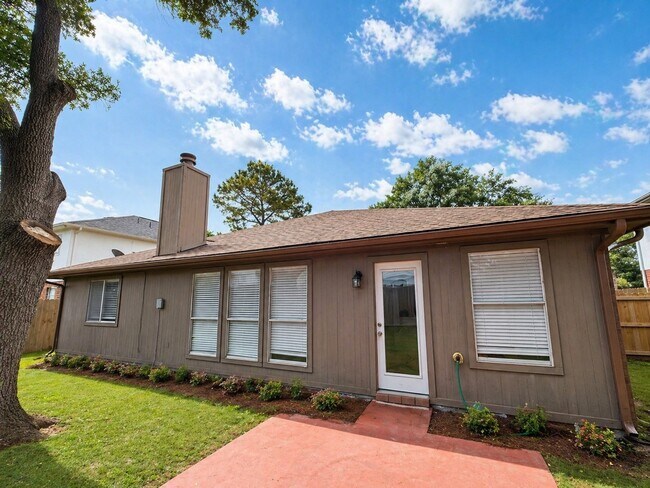 Building Photo - 20834 Beech Tree Dr