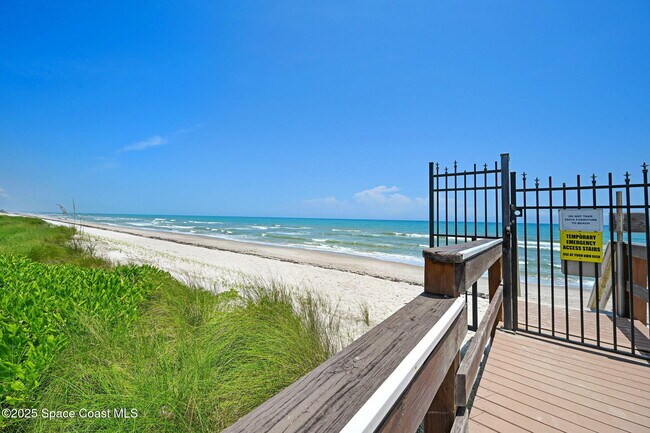 Building Photo - 199 Jimmy Buffett Mem Hwy