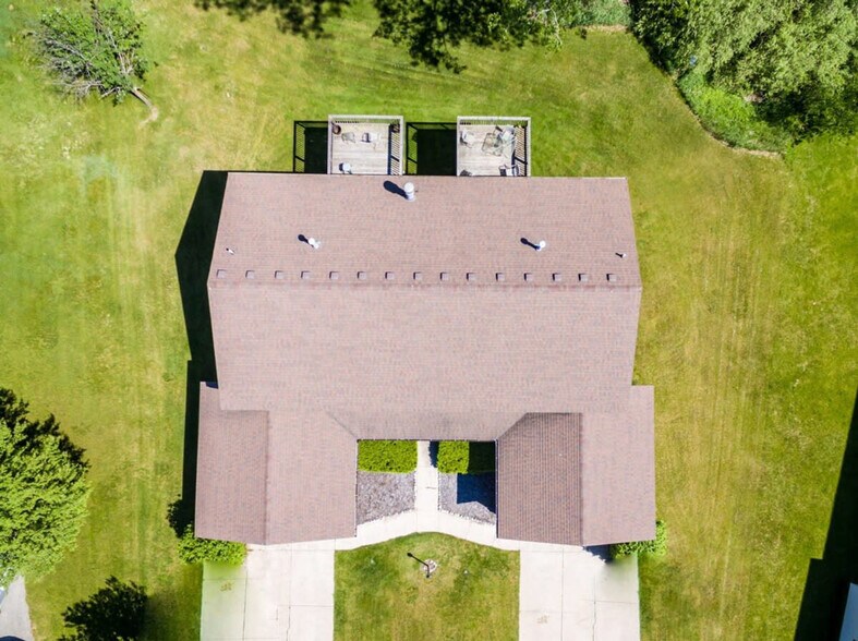Building Photo - 6542 Bella Vista Dr NE